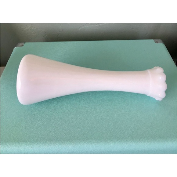 Vintage hobnail around rim milk glass flower vase ring fire milk glass bud vase - Picture 8 of 13